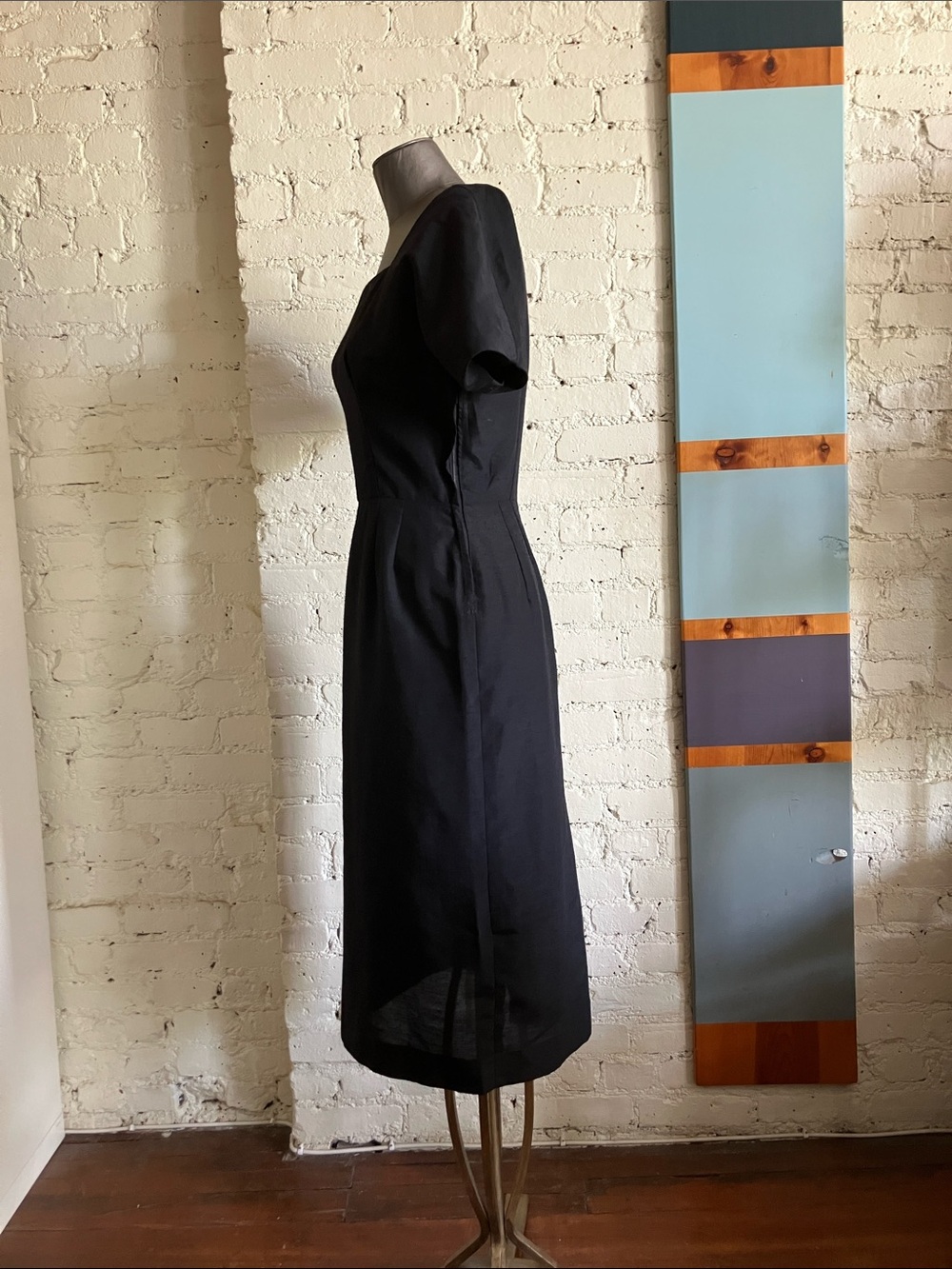 Vintage 50s black fitted wiggle midi dress size small - Picture 3 of 12